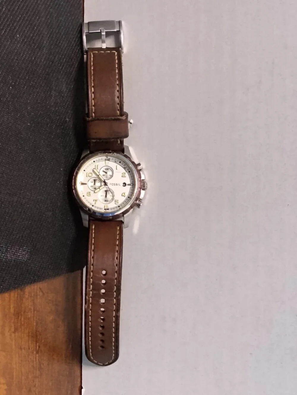 Fossil Chronograph Watch with Cream Dial and Brown Leather Strap FS5453